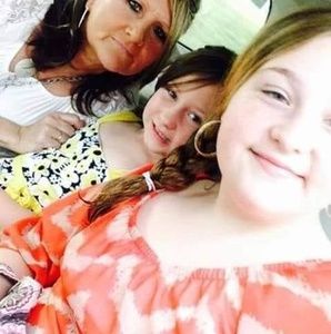 Meet your Posher, Kay